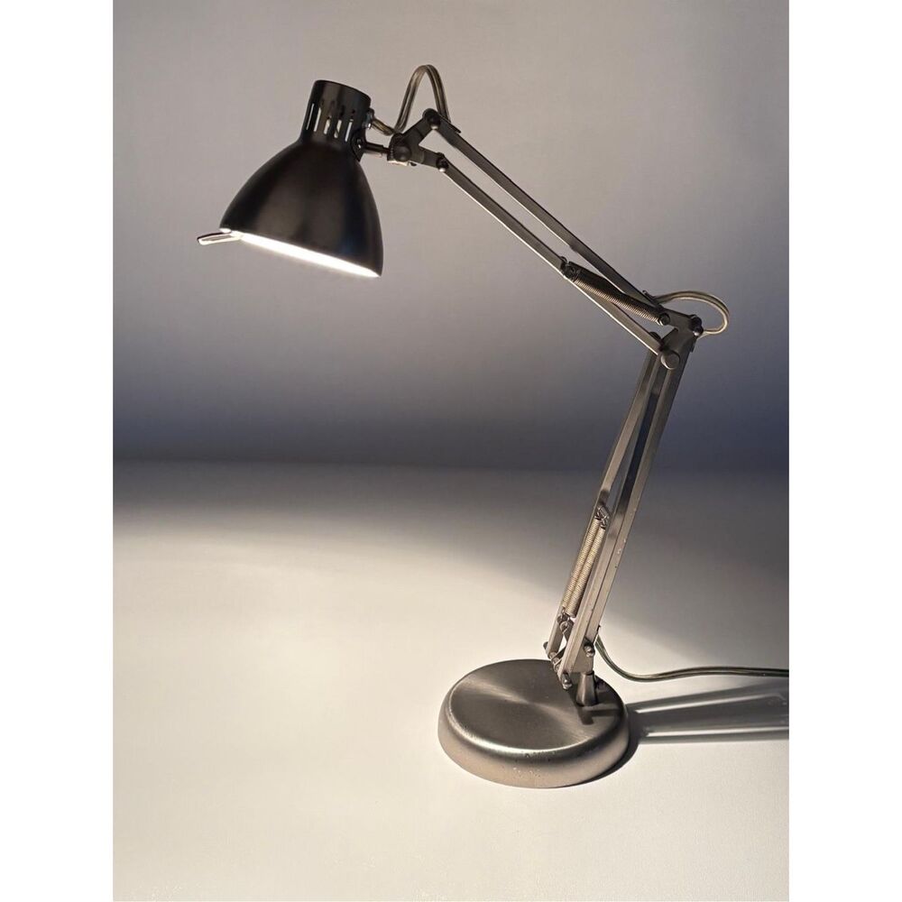 Halogen Silver Metal Desk Lamp Adjustable Neck 21in H Retro Y2K